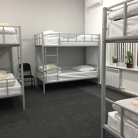 Jules Verne Hostel Tasken Kültér fotó
