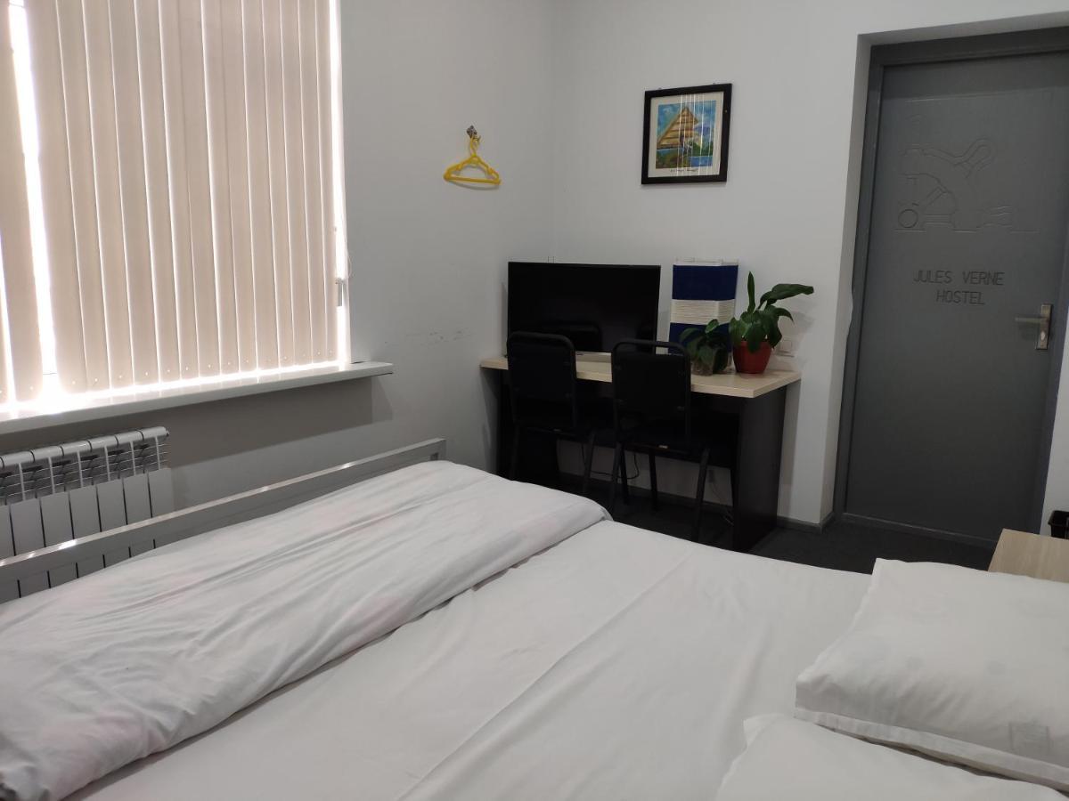 Jules Verne Hostel Tasken Kültér fotó