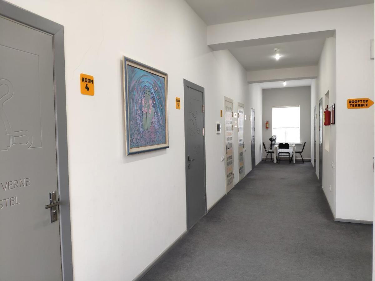Jules Verne Hostel Tasken Kültér fotó