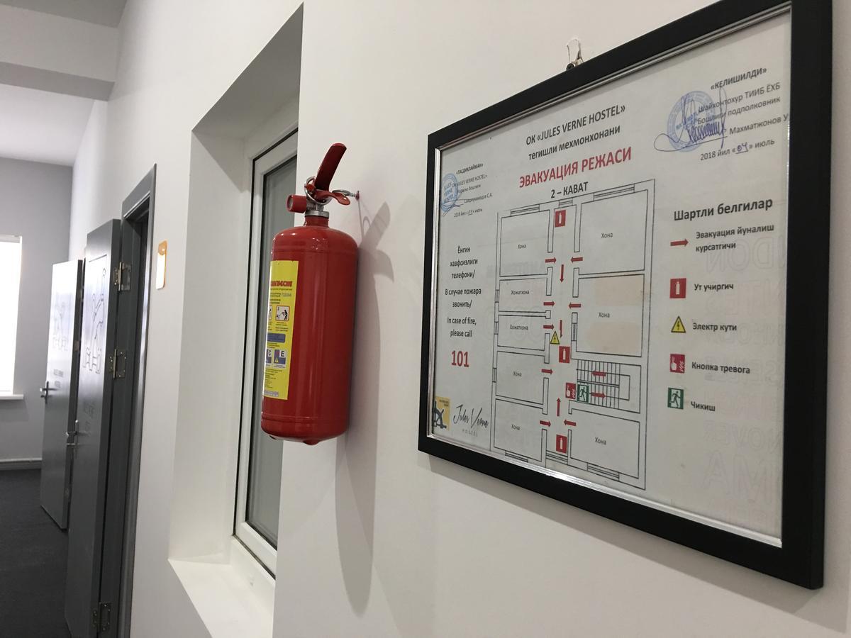 Jules Verne Hostel Tasken Kültér fotó