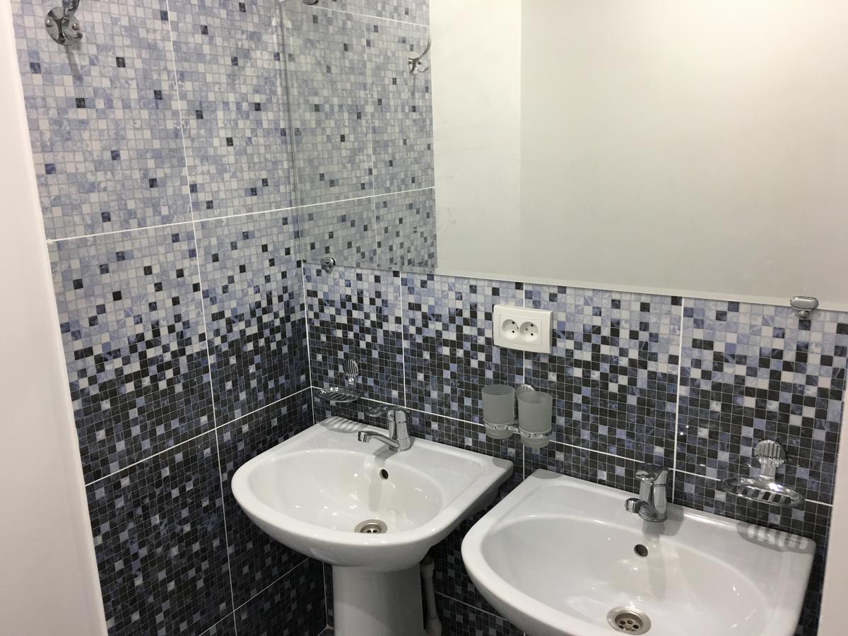 Jules Verne Hostel Tasken Kültér fotó