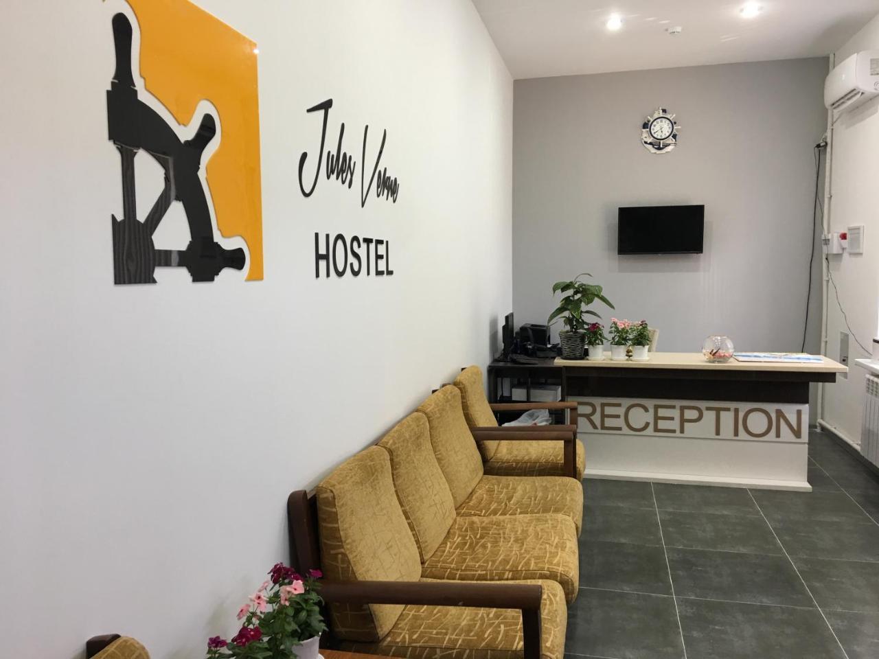 Jules Verne Hostel Tasken Kültér fotó