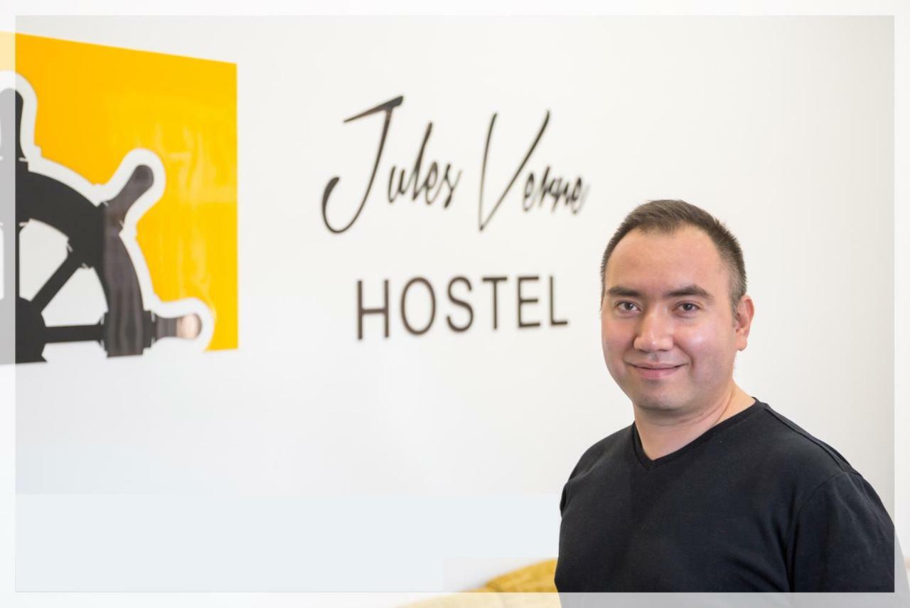 Jules Verne Hostel Tasken Kültér fotó