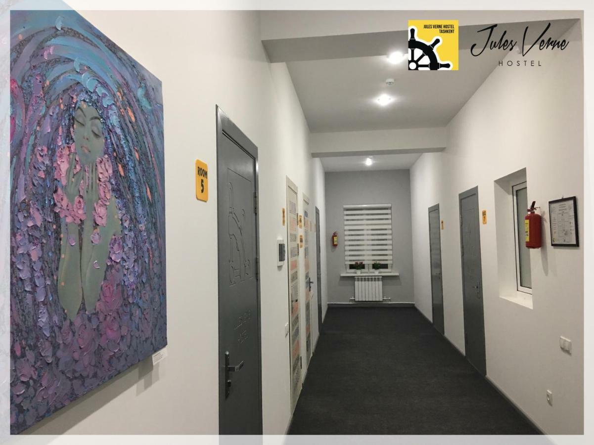 Jules Verne Hostel Tasken Kültér fotó